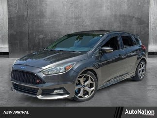 Used 2016 Ford Focus ST image 1