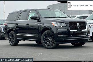 New 2024 Lincoln Navigator L Reserve image 1