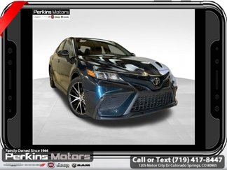 Used 2021 Toyota Camry SE image 1