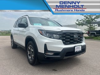 Certified 2023 Honda Passport TrailSport image 1