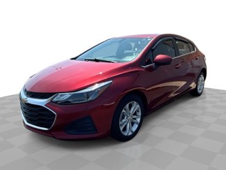 Used 2019 Chevrolet Cruze LT image 1