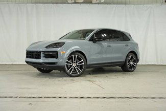 Certified 2024 Porsche Cayenne image 1