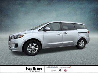 Used 2017 Kia Sedona LX w/ LX Essentials Premium Package image 1