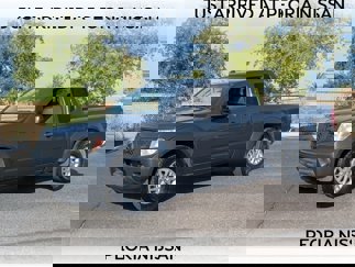 Used 2014 Nissan Frontier SV image 1