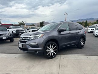 Used 2017 Honda Pilot Touring image 1