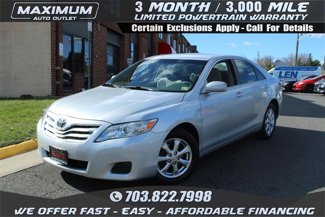 Used 2011 Toyota Camry LE image 1