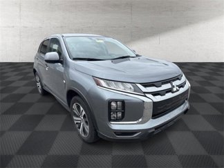 Used 2024 Mitsubishi Outlander Sport SE image 1