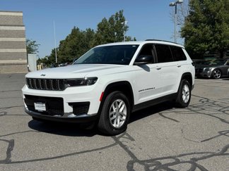 Used 2023 Jeep Grand Cherokee L Laredo image 1