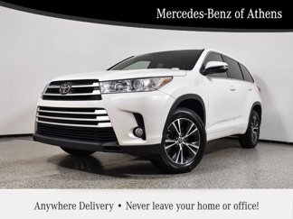 Used 2017 Toyota Highlander Plus image 1