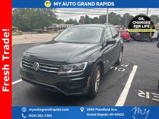 Used 2019 Volkswagen Tiguan SE w/ Panoramic Sunroof Package image 1