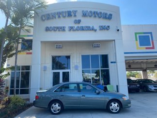 Used 2004 Toyota Avalon XLS image 1