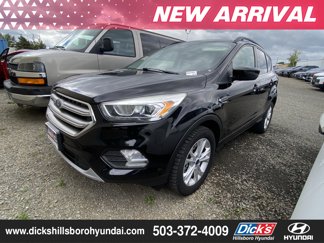 Used 2017 Ford Escape SE w/ Equipment Group 201A image 1