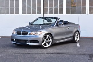 Used 2010 BMW 135i Convertible image 1