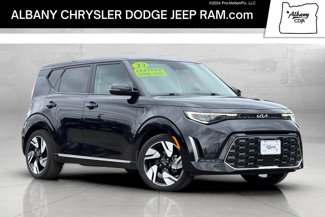 Used 2023 Kia Soul GT-Line w/ GT-Line Technology Package image 1