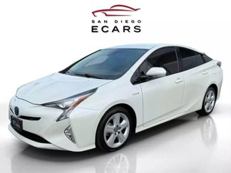 Used 2016 Toyota Prius Four Touring image 1