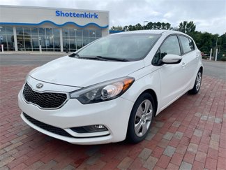 Used 2016 Kia Forte LX image 1