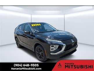 Used 2023 Mitsubishi Eclipse Cross LE image 1