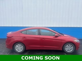 Used 2018 Hyundai Elantra SE image 1