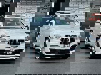 Used 2015 BMW 750i w/ M-Sport Package image 1