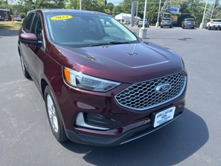 Used 2023 Ford Edge SEL image 1