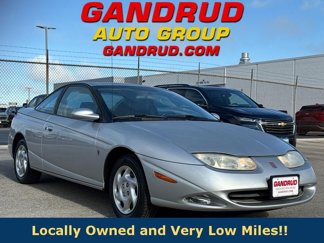 Used 2002 Saturn S-Series SC2 image 1