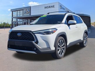 Used 2022 Toyota Corolla Cross XLE image 1