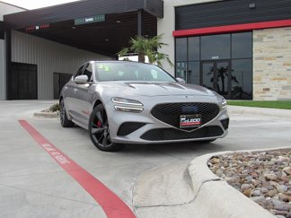 Used 2022 Genesis G70 3.3T image 1