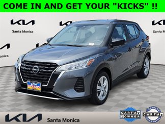 Used 2022 Nissan Kicks S image 1