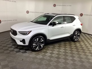 New 2025 Volvo XC40 B5 Plus w/ Protection Package Premier image 1
