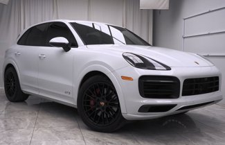 Used 2023 Porsche Cayenne GTS image 1