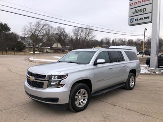 Used 2019 Chevrolet Suburban LT image 1