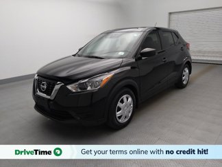 Used 2020 Nissan Kicks S image 1