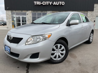 Used 2010 Toyota Corolla LE image 1
