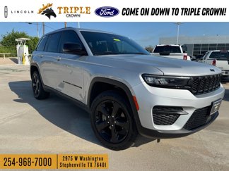 Used 2022 Jeep Grand Cherokee Altitude image 1