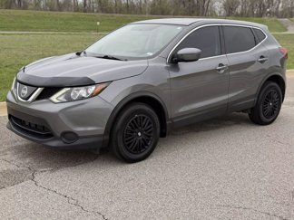 Used 2019 Nissan Rogue Sport FWD image 1