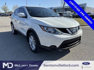 Used 2018 Nissan Rogue Sport S w/ S Appearance Package image 1