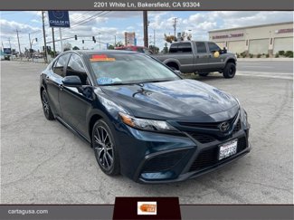 Used 2021 Toyota Camry SE image 1