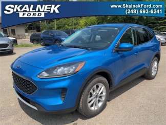 Certified 2021 Ford Escape SE w/ Cold Weather Package image 1