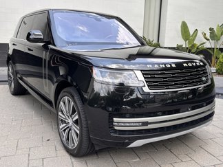 Used 2023 Land Rover Range Rover Long Wheelbase SE image 1