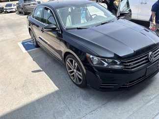 Used 2016 Volkswagen Passat 1.8T R-Line image 1