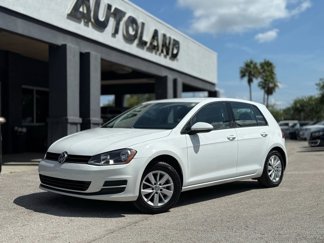 Used 2015 Volkswagen Golf S image 1