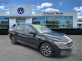 Used 2023 Volkswagen Jetta S image 1