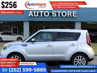 Used 2019 Kia Soul + image 1