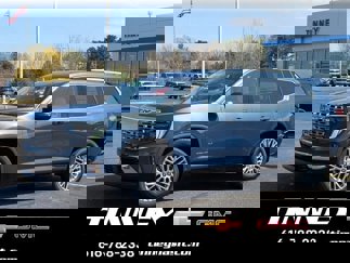 New 2024 GMC Acadia Denali w/ LPO, Floor Liner Package image 1