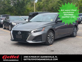 Used 2024 Nissan Altima 2.5 SV image 1