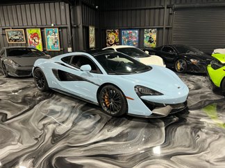 Used 2017 McLaren 570S image 1