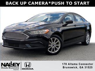 Used 2017 Ford Fusion SE w/ Fusion SE Technology Package image 1