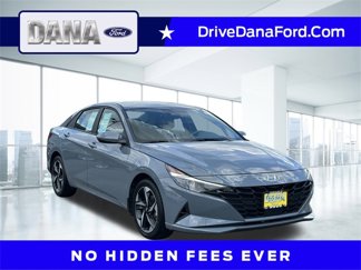 Used 2023 Hyundai Elantra SEL w/ Convenience Package image 1