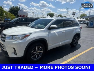 Used 2018 Toyota Highlander XLE image 1