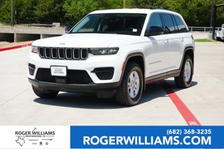 Used 2023 Jeep Grand Cherokee Laredo w/ MOPAR Finishing Package image 1